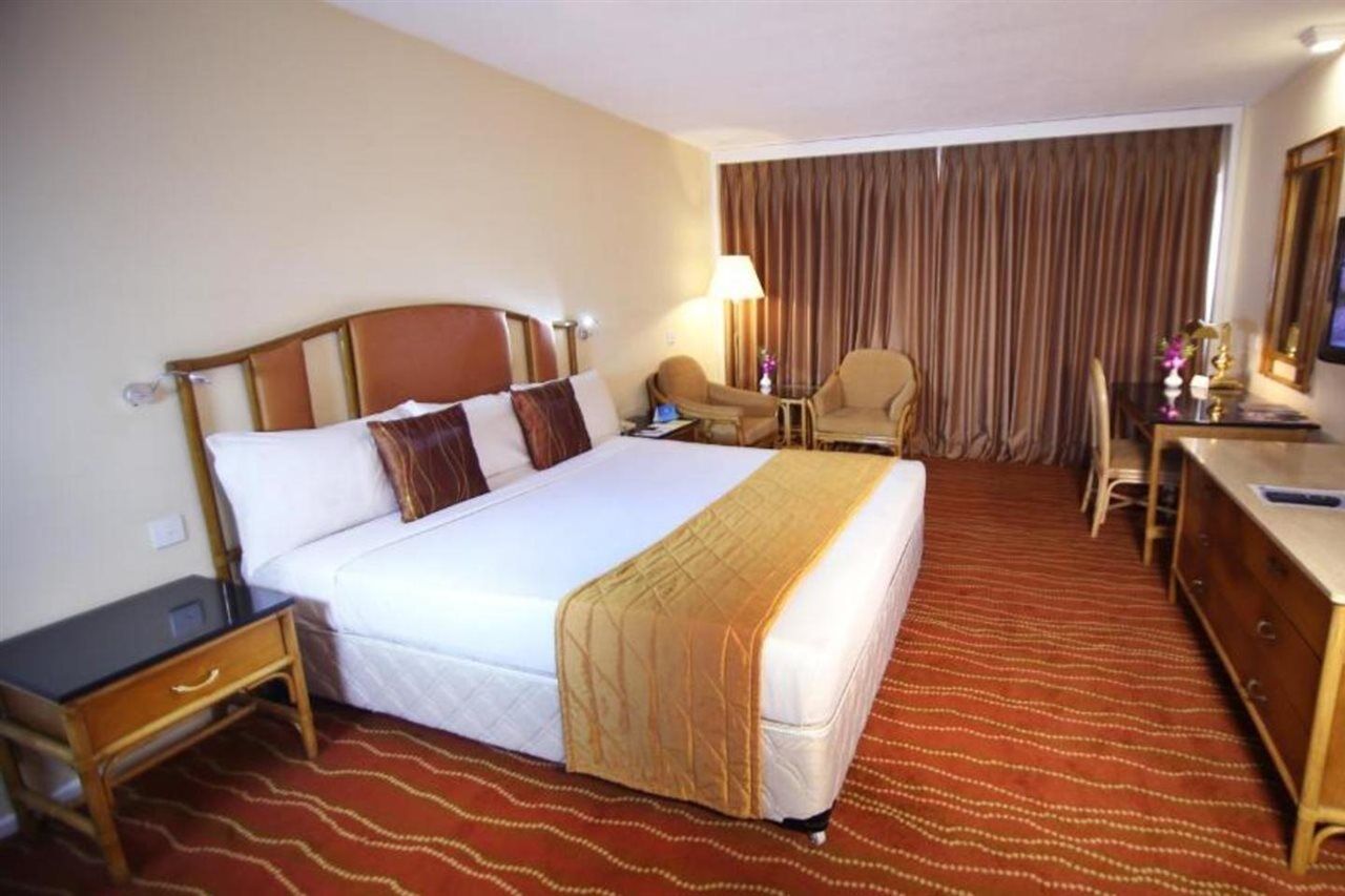 The Galadari Hotel Коломбо Екстериор снимка